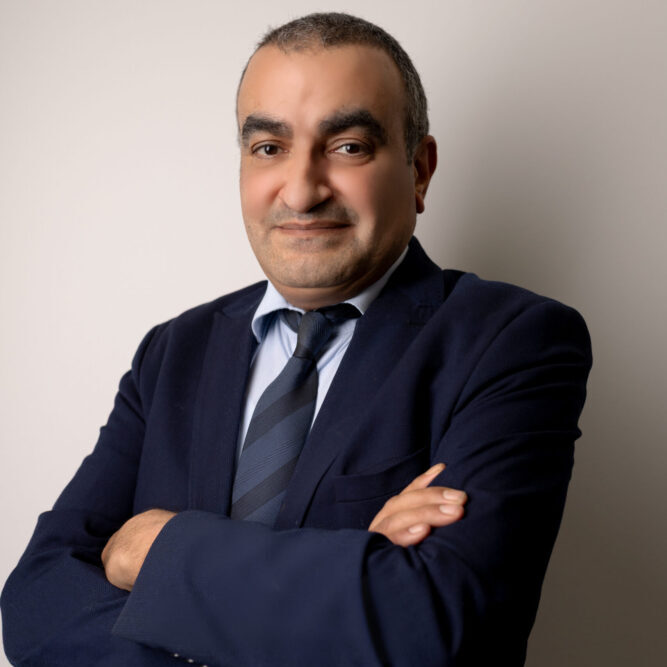 Rechtsanwalt Ömer Parmaksiz